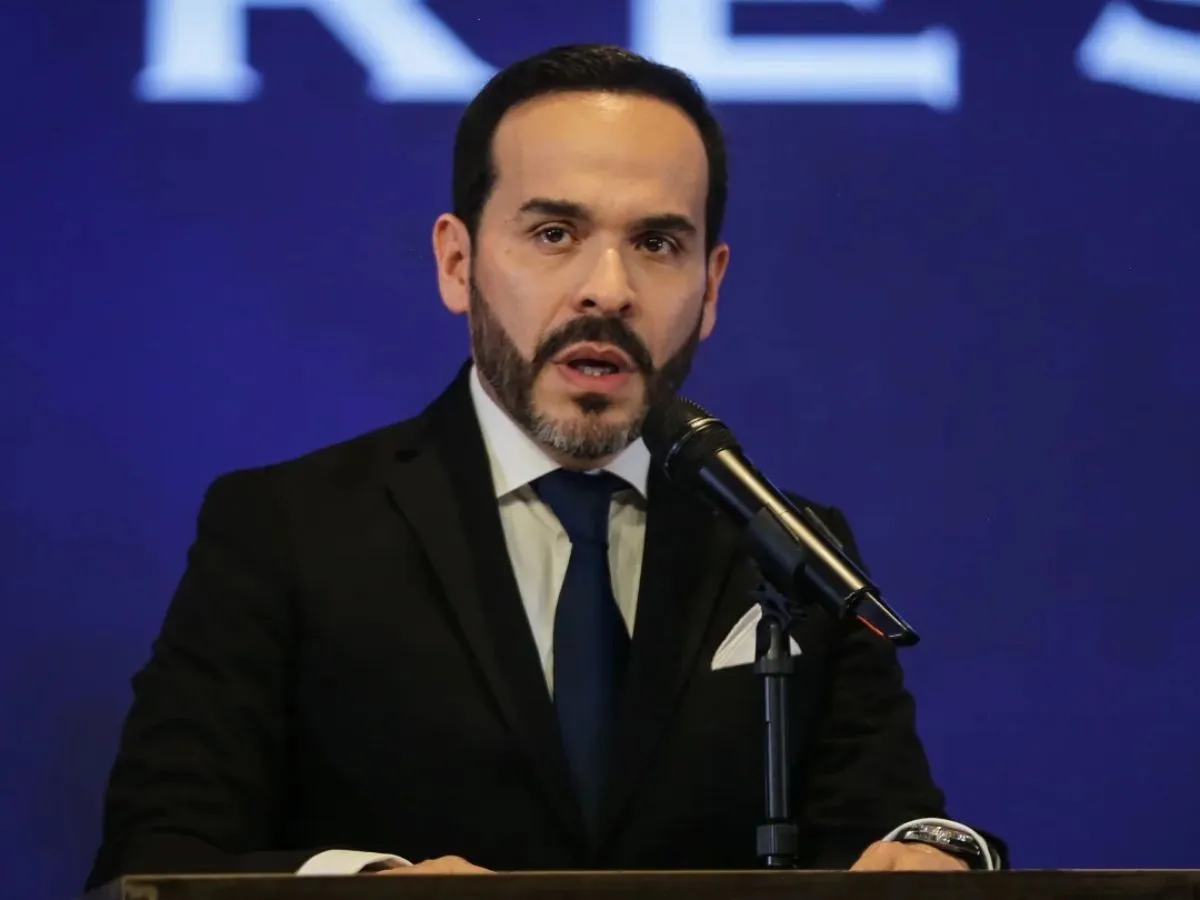 Once de los dieciséis congresistas de las curules de paz respaldan al presidente electo Abelardo de la Espriella