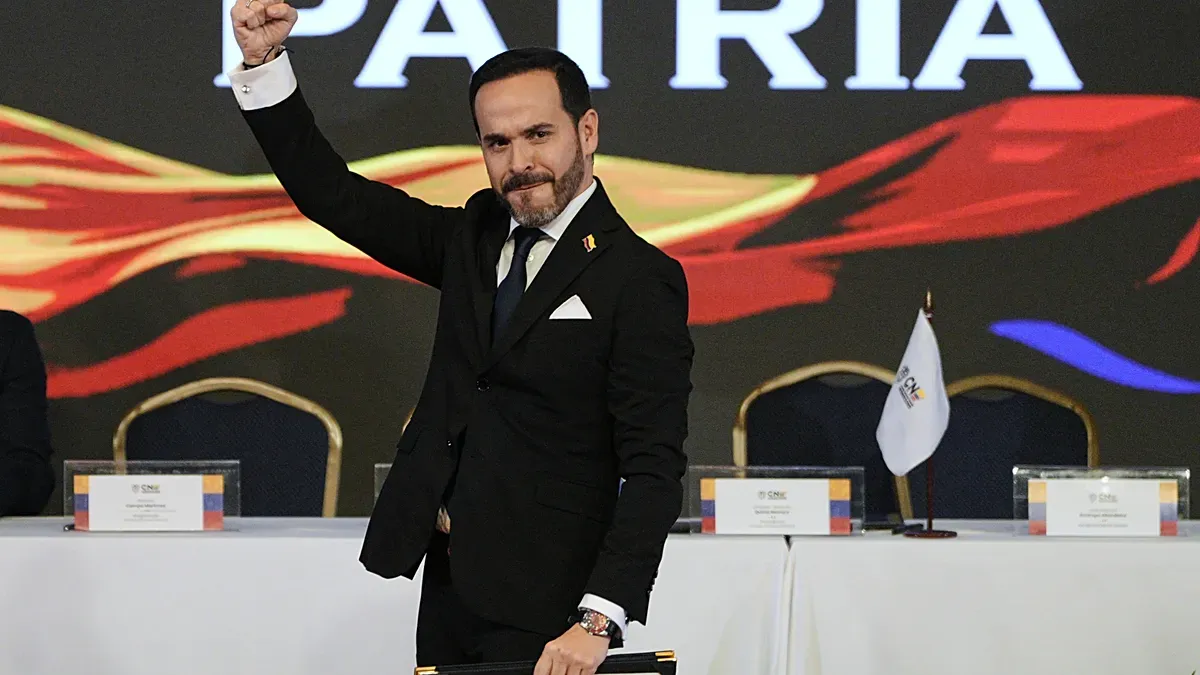 De la Espriella acusa a Petro de intentar un golpe de Estado por no reconocer su victoria