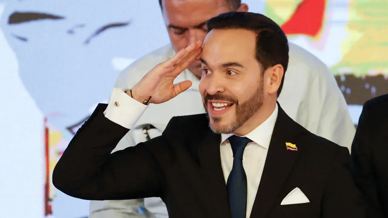 Abelardo de la Espriella designa al general en retiro Jorge Eduardo Mora como ministro de Defensa