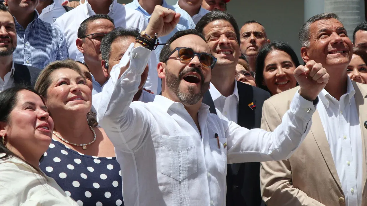 De La Espriella elimina el Alto Comisionado para la Paz y suprime 229 cargos de la Presidencia