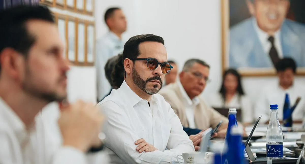 Abelardo de la Espriella designa al filósofo Enrique Serrano López como asesor presidencial