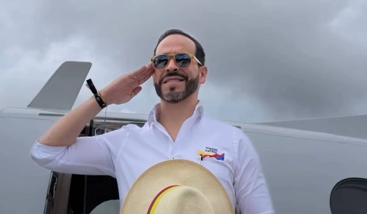 Abelardo de la Espriella plantea un giro al modelo productivo de Colombia
