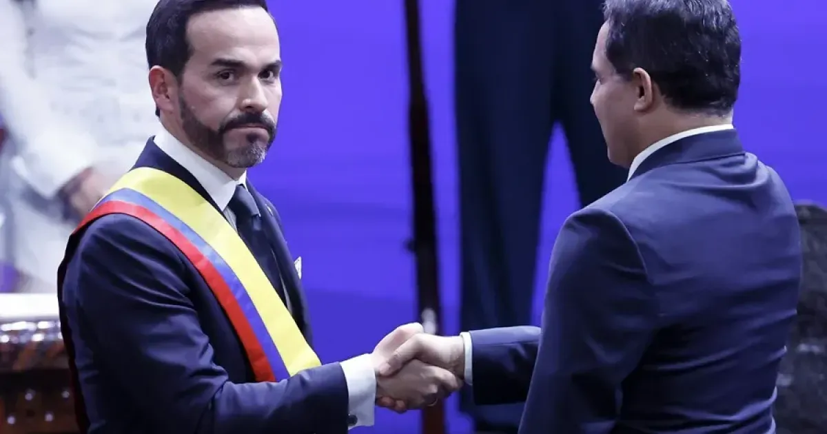 Juez ordena a Abelardo de la Espriella ofrecer disculpas al país por su ceremonia de posesión