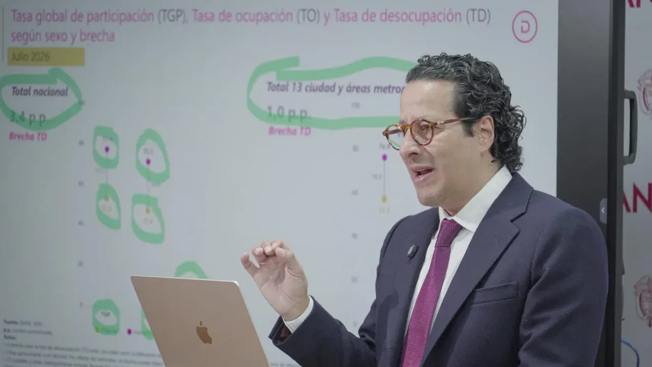Presidente De La Espriella declaró insubsistente al director del Dane, Ricardo Valencia