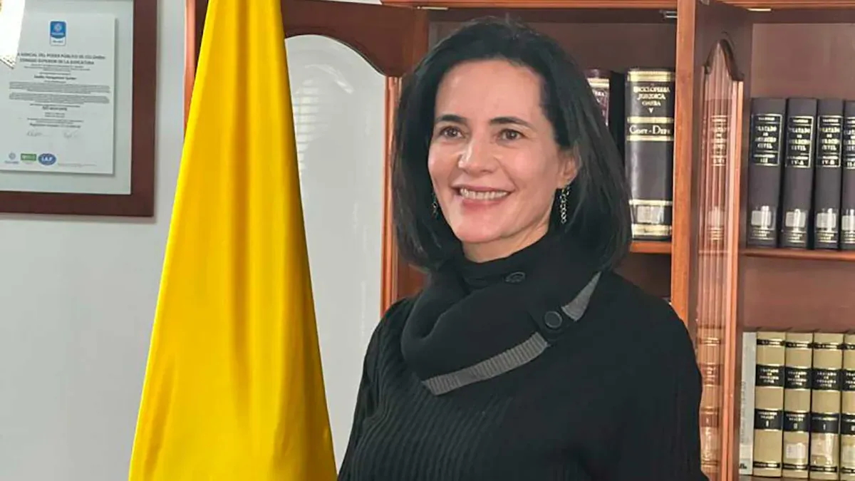 Abelardo de la Espriella designa a Beatriz Vélez como presidenta de Colpensiones
