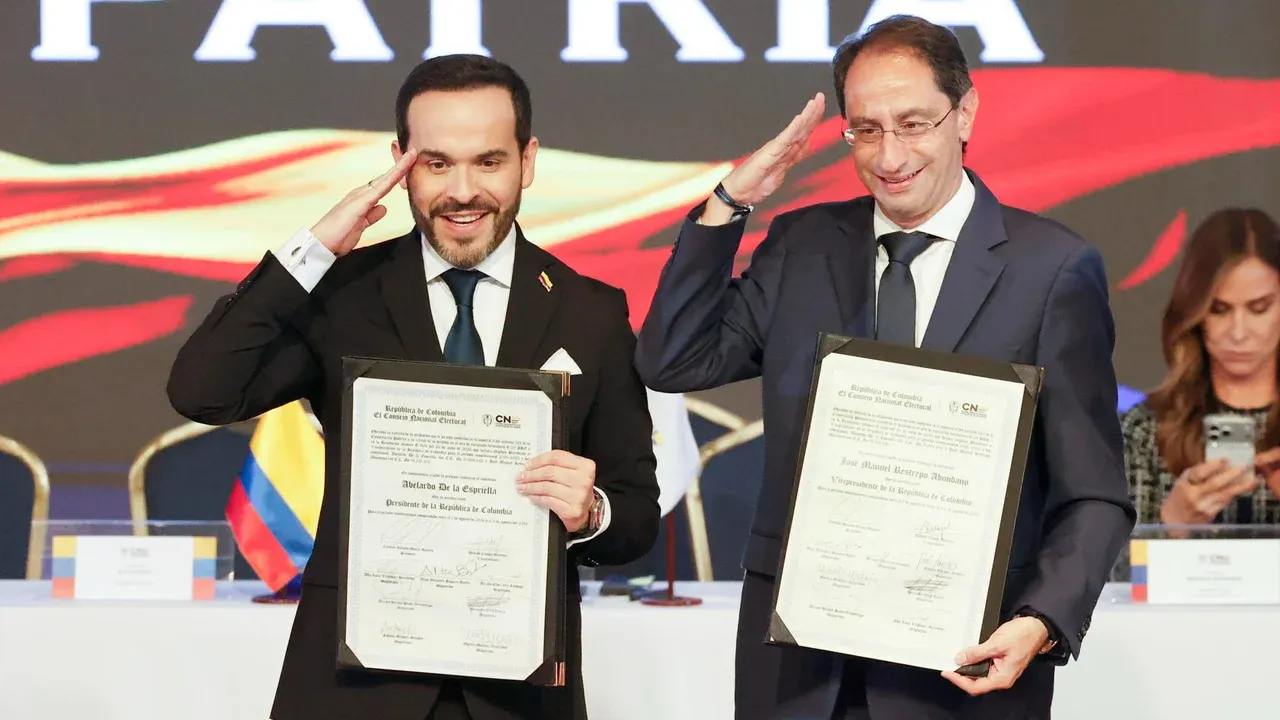 De la Espriella encarga el empalme a su vicepresidente y descarta pasar por la Casa de Nariño antes del 7 de agosto