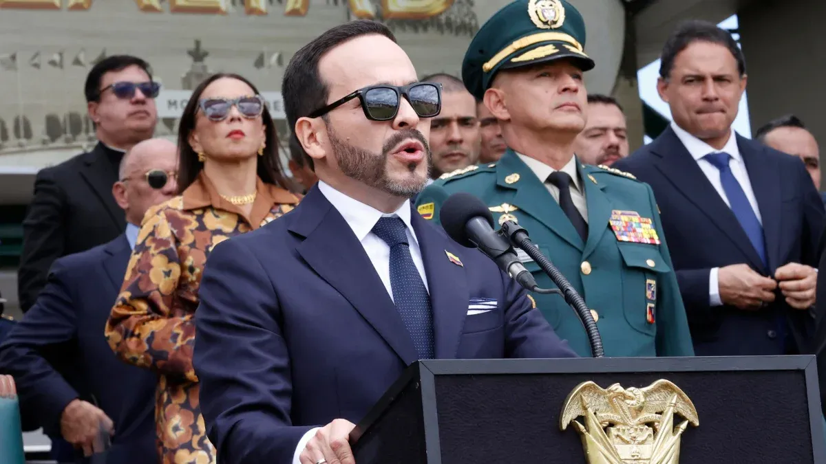 Juez ordena al presidente De la Espriella disculparse por actos religiosos en su investidura