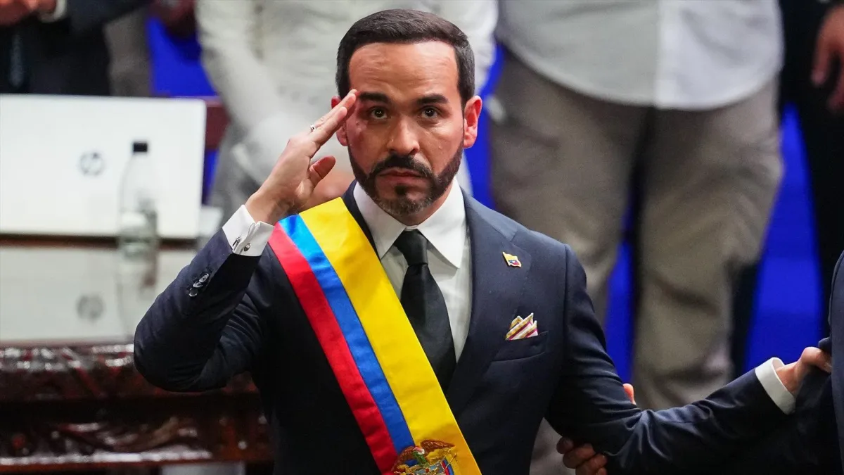 Abelardo de la Espriella levanta la suspensión general de los permisos para portar armas en Colombia