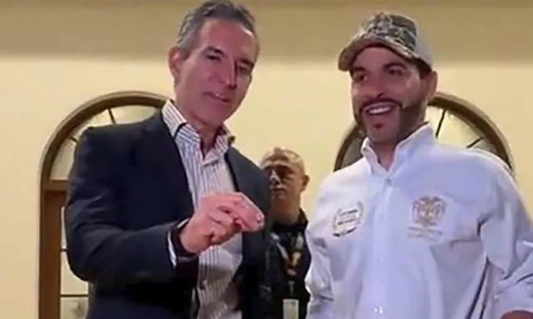 Abelardo de la Esprilla designa a David Vélez como asesor presidencial en inteligencia artificial