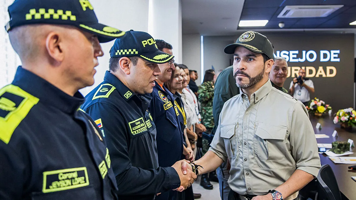 Abelardo de la Espriella ofrece beneficios a internos que entreguen pruebas contra la administración Petro
