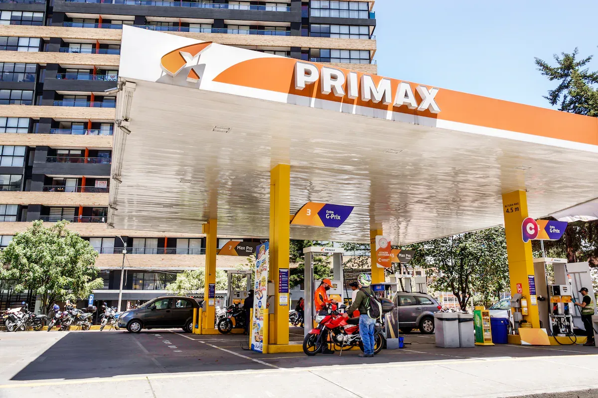 Presidente Abelardo de la Espriella ordena revertir el aumento de la gasolina de octubre