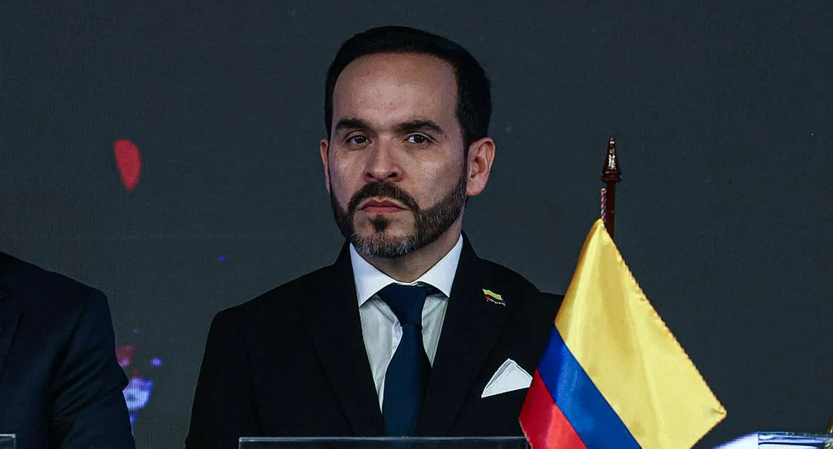 Abelardo de la Espriella suspende el empalme con el Gobierno saliente y anuncia un pronunciamiento al país