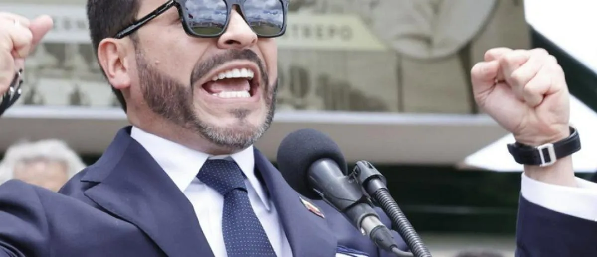 Abelardo de la Espriella alcanza 53,6% de imagen positiva y sube al top 3 regional