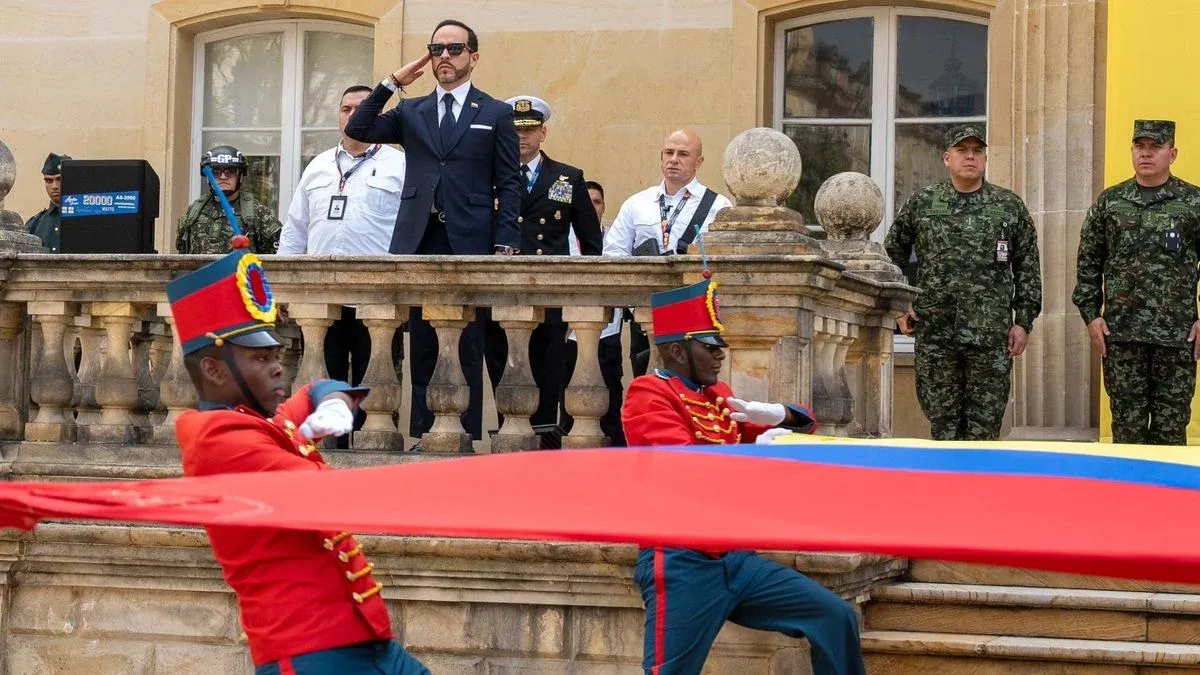 Abelardo de la Espriella presidió el relevo de Guardia en la Casa de Nariño