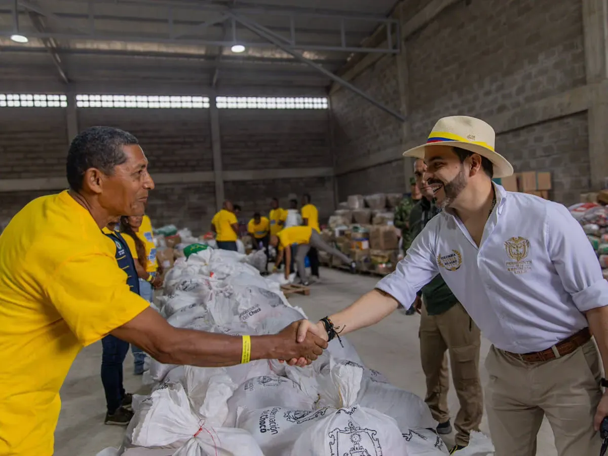 Abelardo de la Espriella anuncia el Fondo Milagro desde Quibdó y designa a Jaime Uribe como gerente