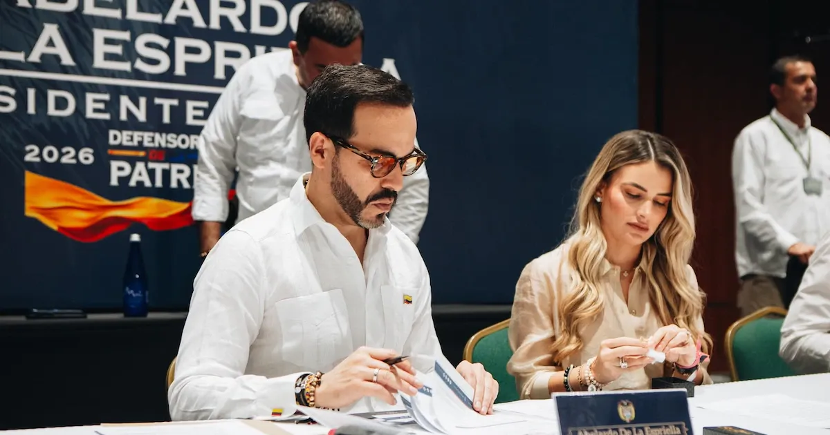 Abelardo de la Espriella reunió en Bogotá a mandatarios de Cundinamarca para revisar proyectos regionales