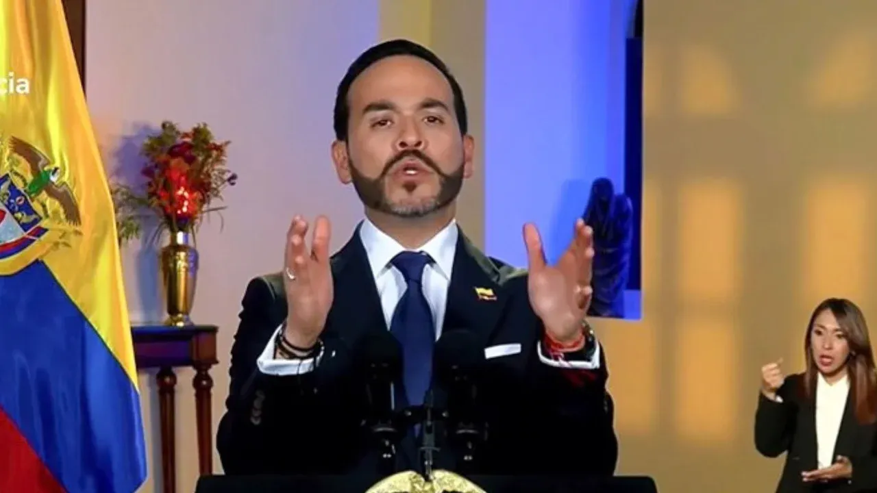 Analista internacional ve un “espalda­razo condicionado” de EE. UU. a Abelardo de la Espriella tras la descertificación