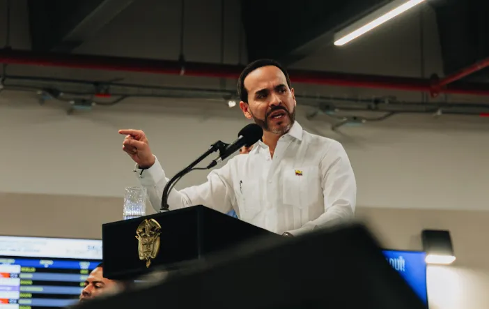 De la Espriella reporta 119 extradiciones firmadas en sus primeros 60 días de gobierno