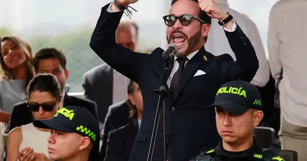 De la Espriella reitera el respeto a la autonomía del Congreso frente a la reforma fiscal