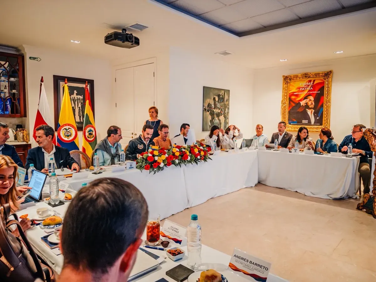 Presidente electo De La Espriella se reunió con inversionistas extranjeros en Barranquilla