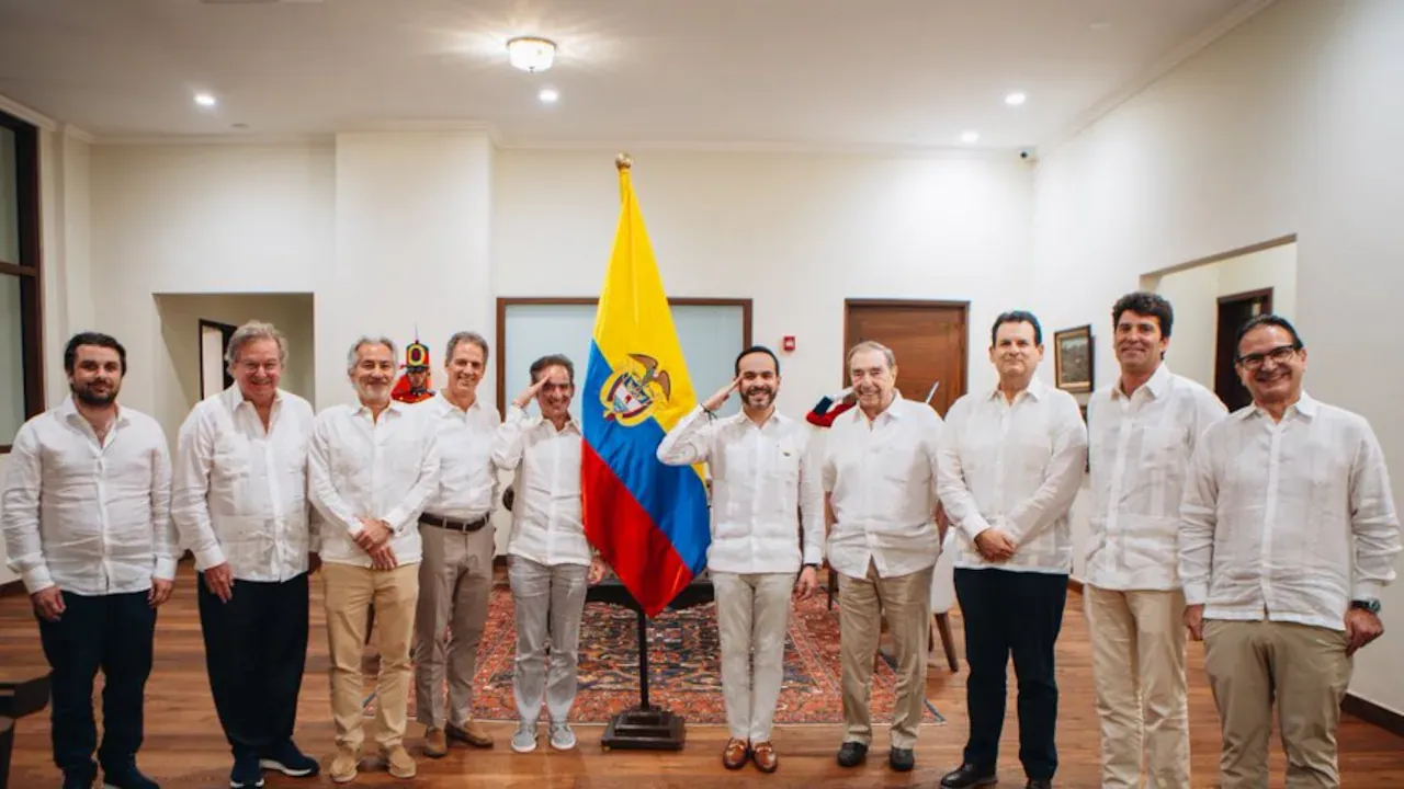 Presidente De La Espriella se reúne con grandes empresarios en Barranquilla y anuncia baja en tasas de interés