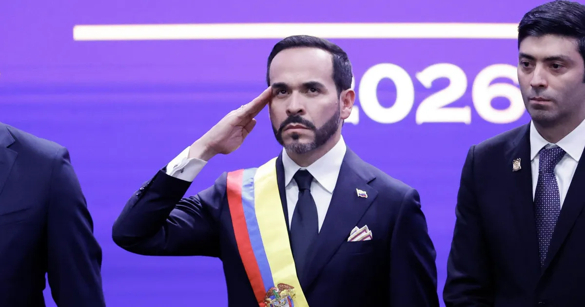 Abelardo de la Espriella asume la presidencia de Colombia con juramento en Cali