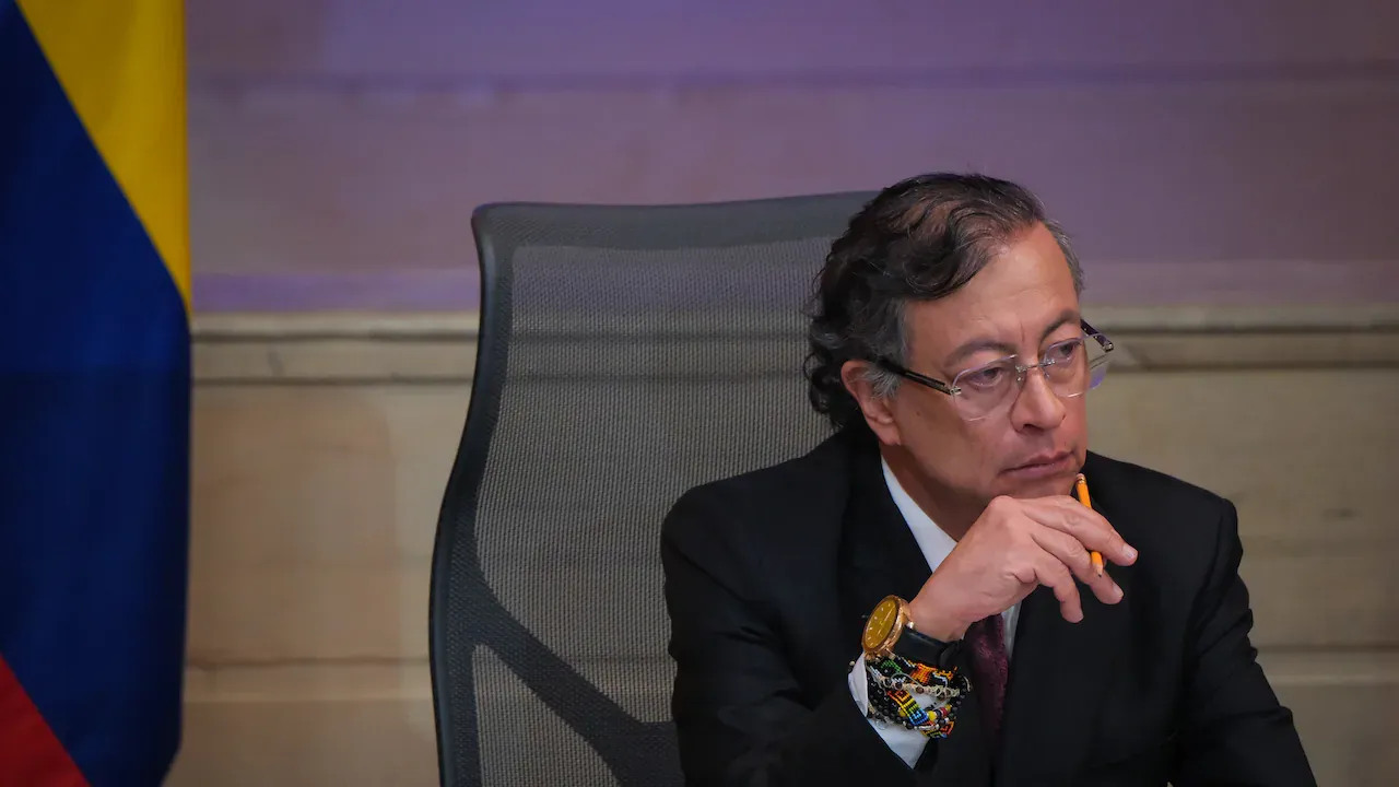 Petro contradice a De la Espriella y reta sus afirmaciones sobre Medellín
