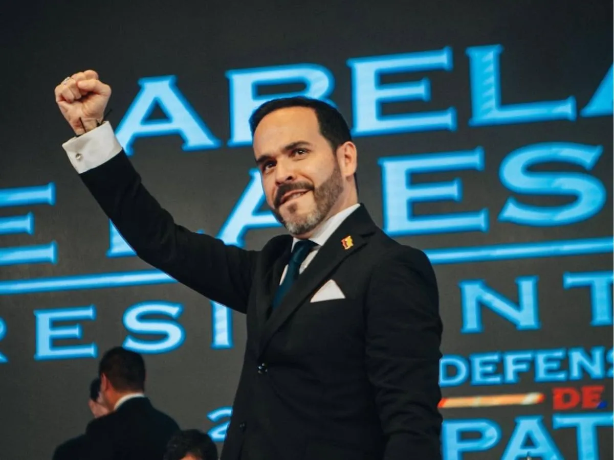 Abelardo de la Espriella cierra su gabinete y prepara un retiro espiritual en Barranquilla