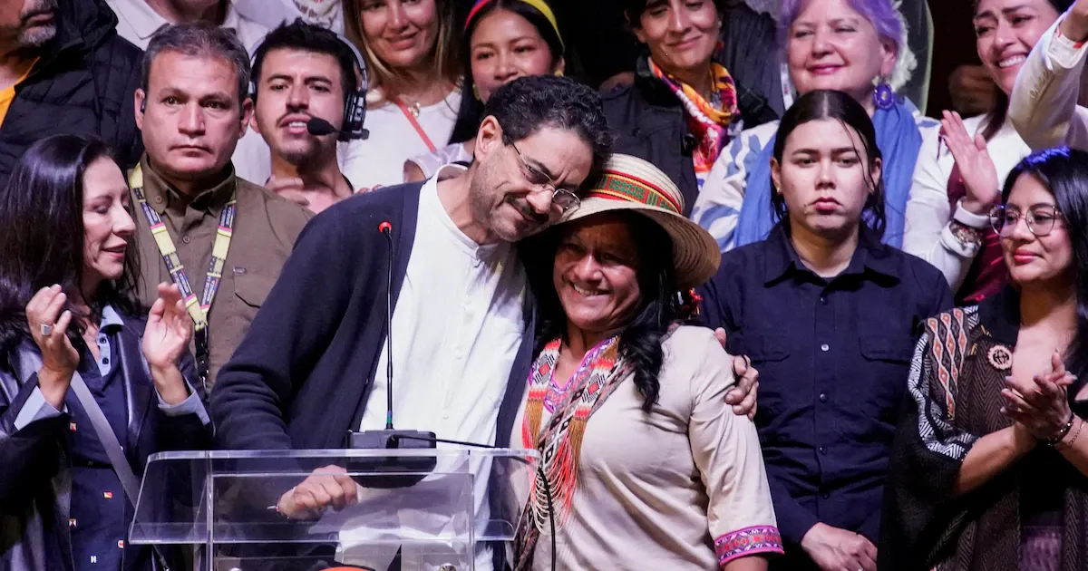 Aida Quilcué asume su curul de oposición y advierte que enfrentará al gobierno de Abelardo de la Espriella