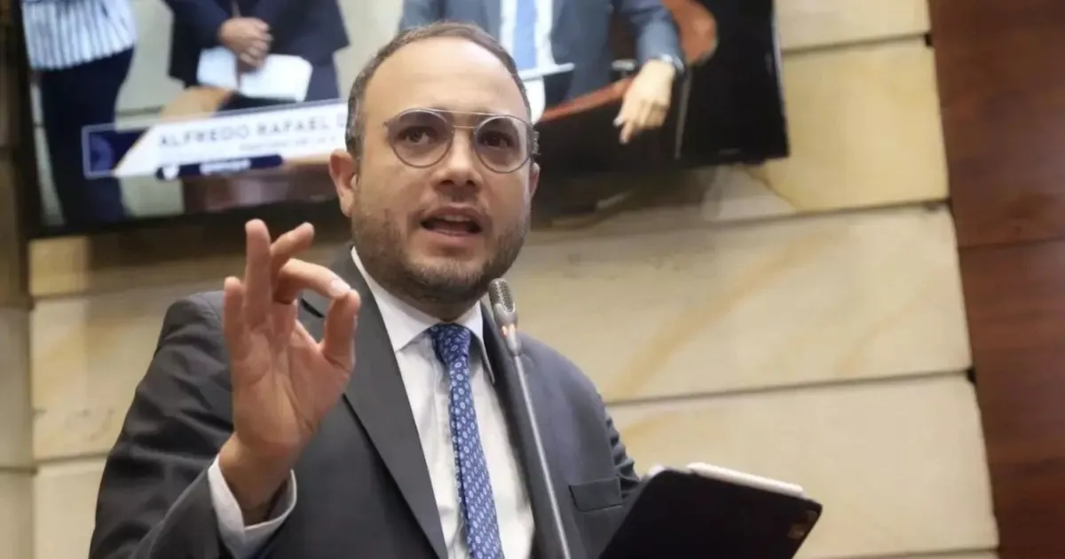 Alfredo Deluque defiende su candidatura al Senado y cuestiona al uribismo