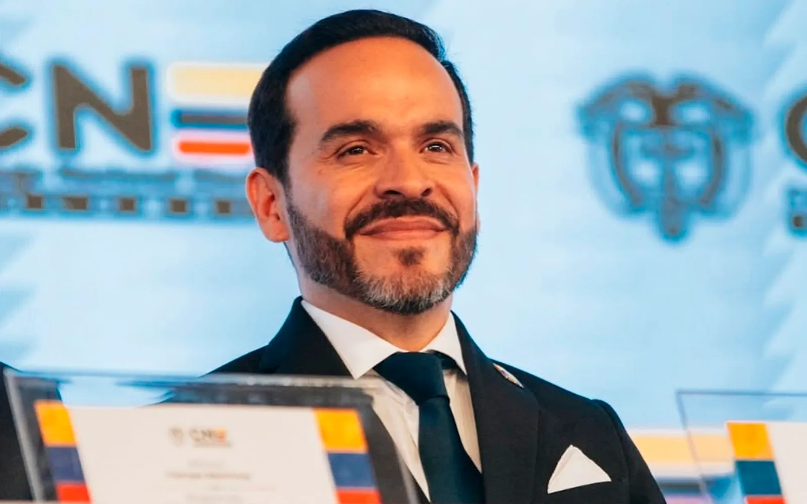 Arzobispo colombiano convoca a orar por el gobierno de Abelardo de la Espriella