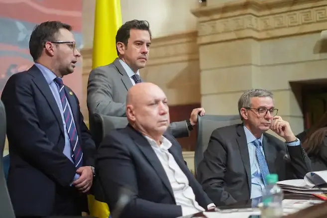 Gobierno busca coalición amplia en el Congreso para discutir el presupuesto