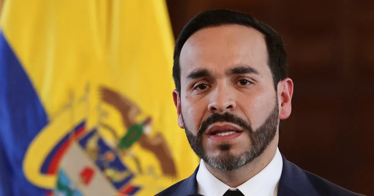 Abelardo de la Espriella recorre Chocó tras el terremoto de 7,4 y anuncia un Plan Marshall para reconstruir el departamento