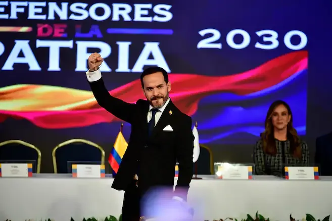 La primera semana de Abelardo De la Espriella como presidente electo: cónclave, credencial y altas cortes