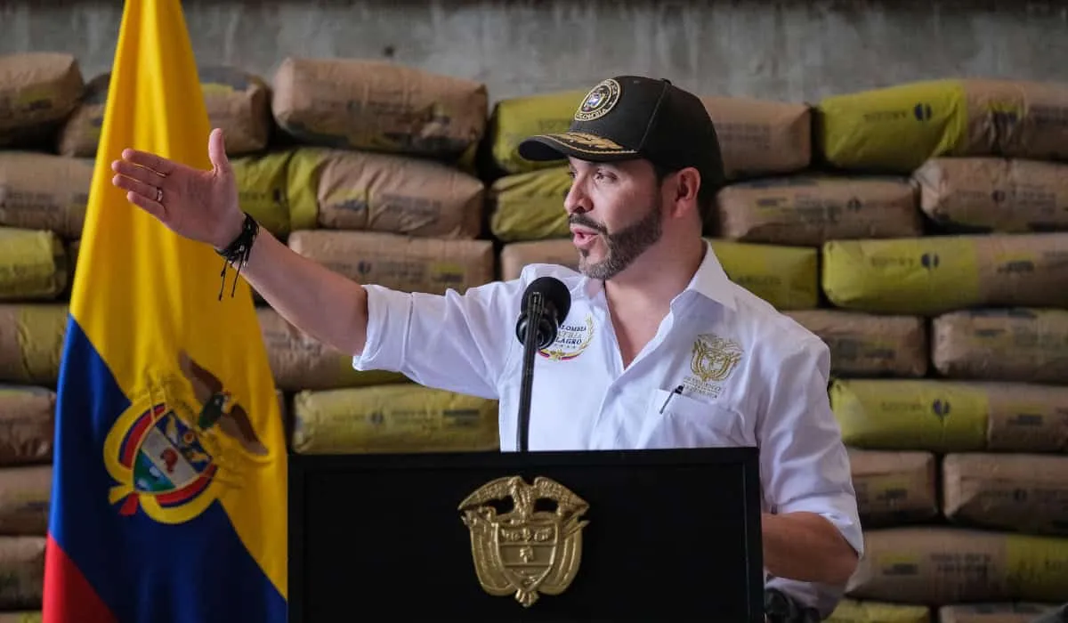 Gobierno expide decreto para contratos de reconstrucción tras terremoto del 10 de agosto
