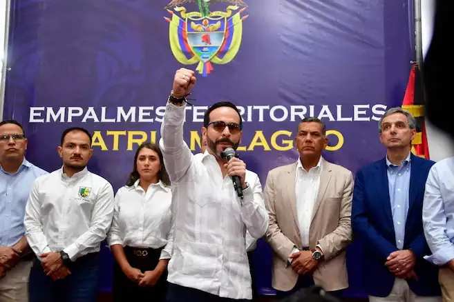 Abelardo de la Espriella cumple agenda de tres días en Cali con posesión y consejo de seguridad