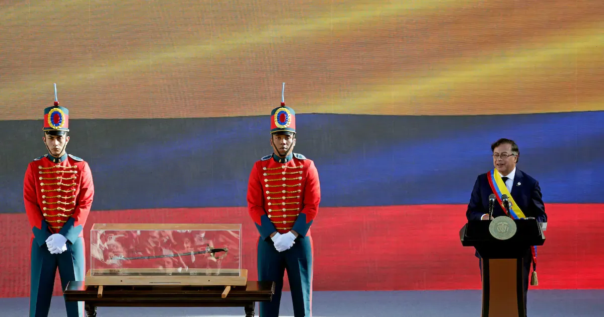 La espada de Bolívar vuelve a la Quinta después de cuatro años en la Casa de Nariño