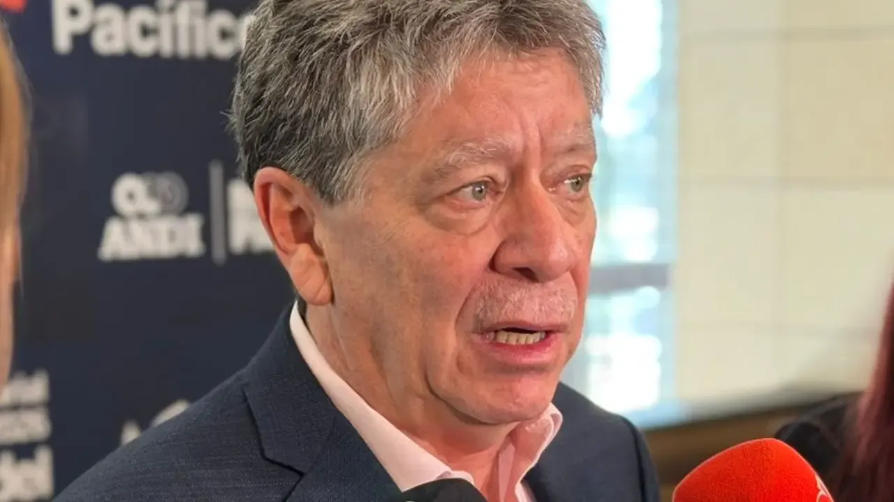 Bruce Mac Master renunció a la presidencia de la Andi tras tensiones con el Gobierno