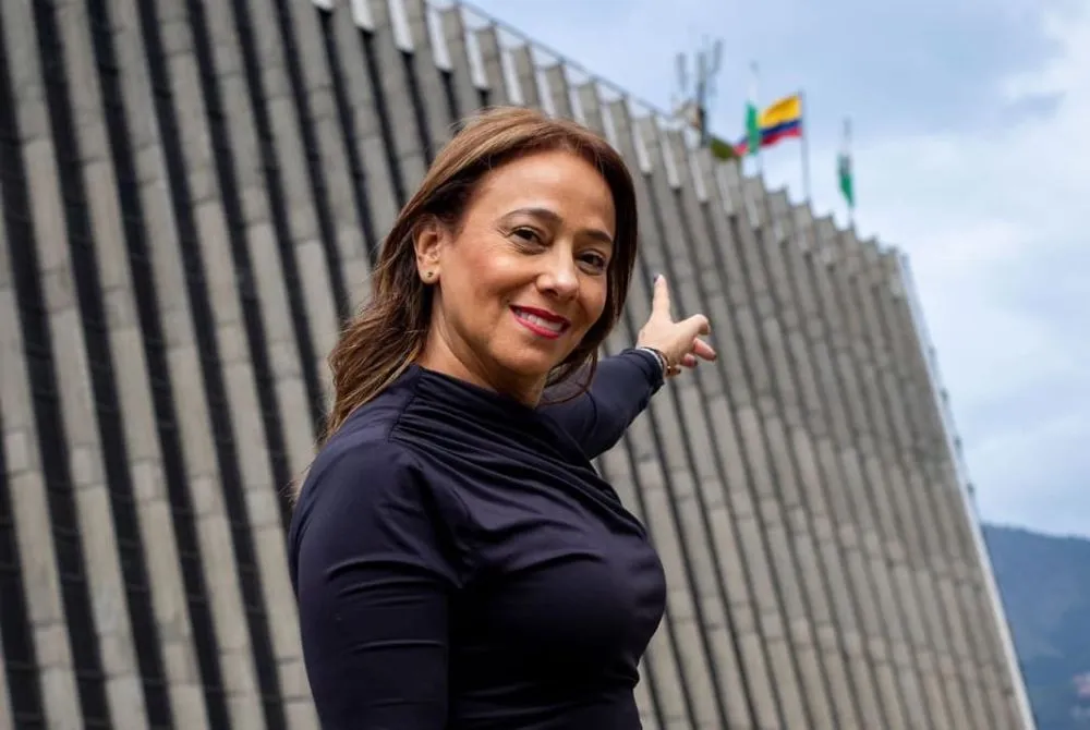 Claudia Carrasquilla asume el Viceministerio para las Políticas de Defensa y Seguridad Nacional