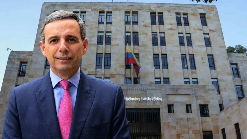 Ministro de Hacienda confirma la puesta en marcha de la política de austeridad fiscal