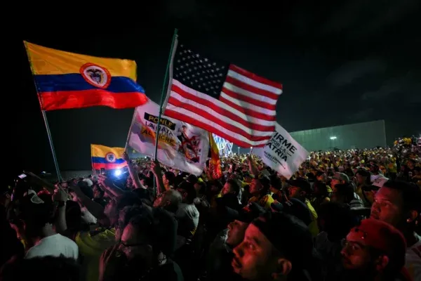 El gobierno entrante de Colombia anuncia el cierre de embajadas en Cuba y Nicaragua
