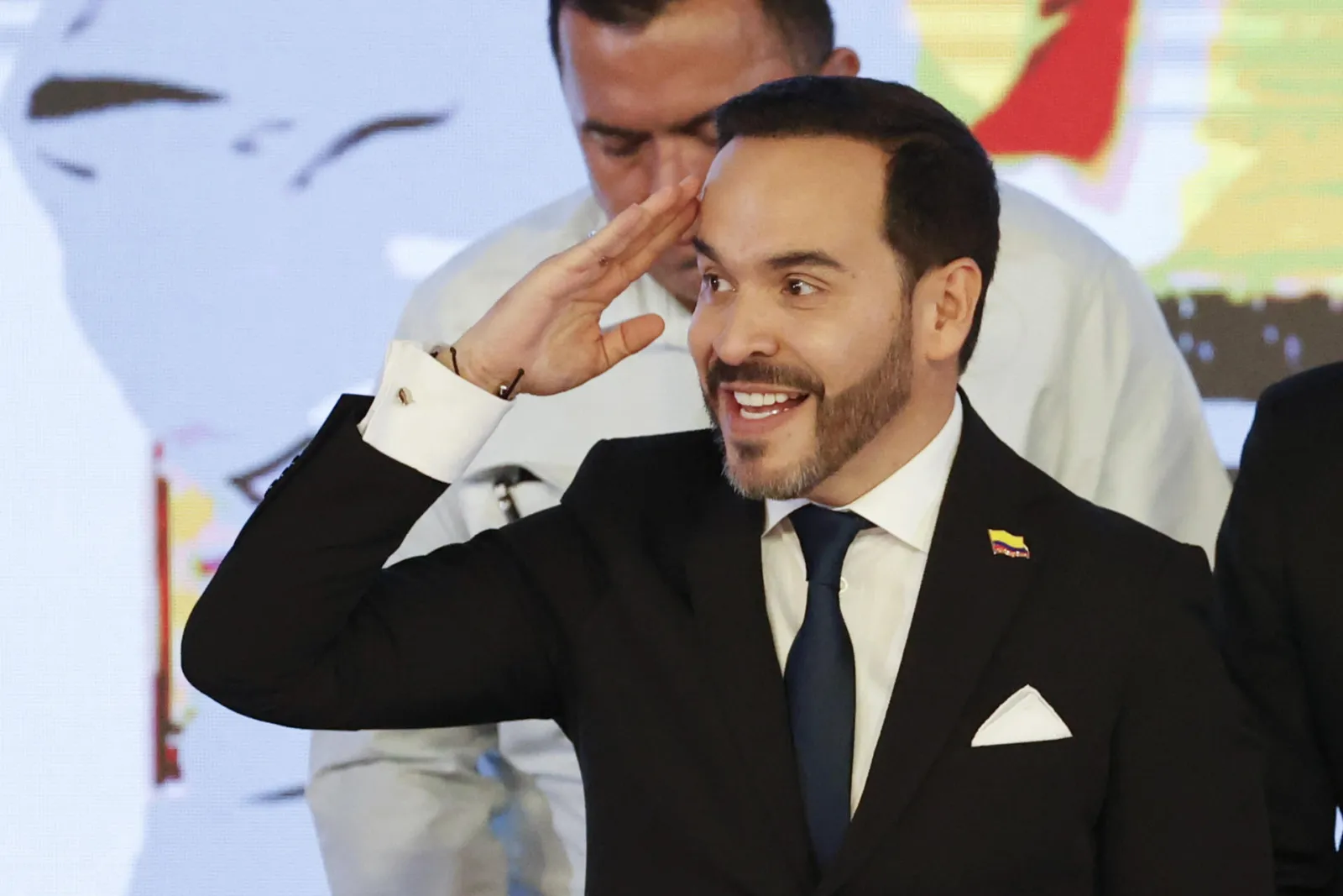 Se empiezan a conocer los primeros trazos del gobierno de Abelardo de la Espriella