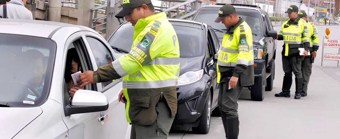 El Gobierno alista un nuevo Código Nacional de Tránsito con cambios en multas, licencias y revisión