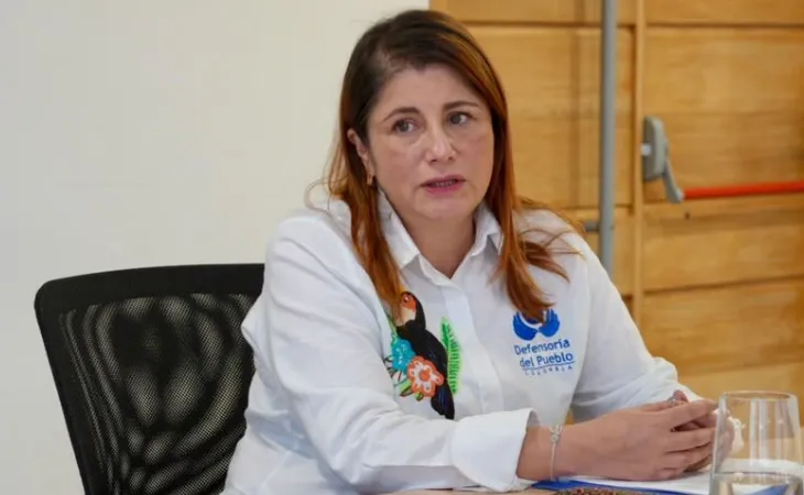 Defensora del Pueblo urges a pasar de administrar crisis a prevenirlas