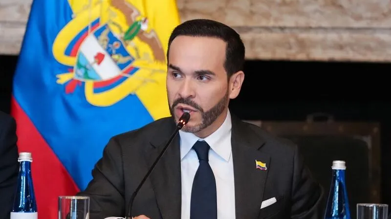 De la Espriella anuncia una reforma de fondo a la administración pública para enfrentar el desequilibrio fiscal