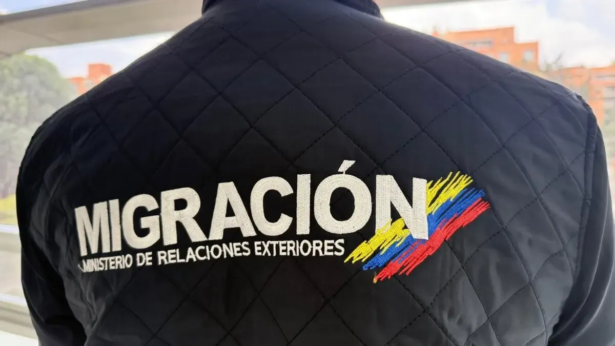 Oposición rechaza políticas de deportación del gobierno de Abelardo De la Espriella