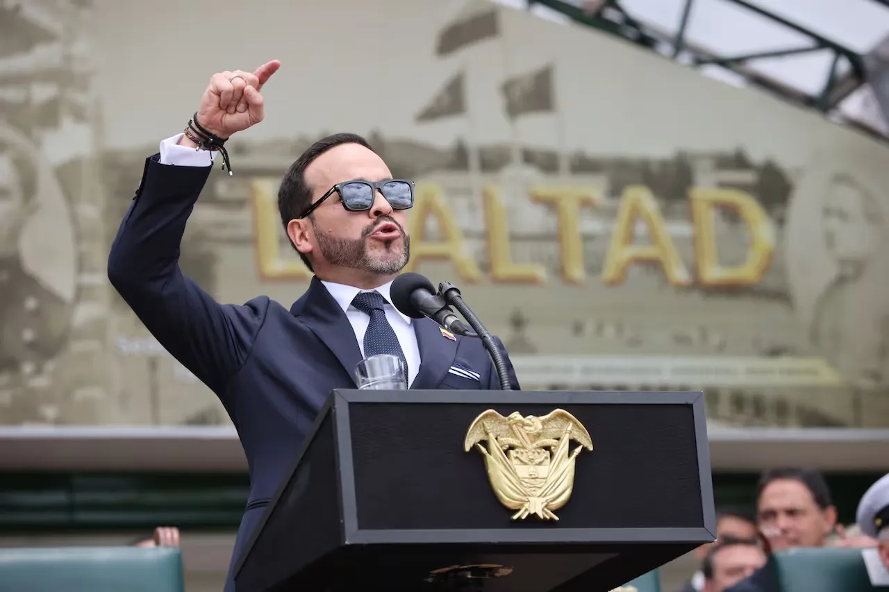 Abelardo De La Espriella presidió la transmisión de mando de la nueva cúpula de la Fuerza Pública