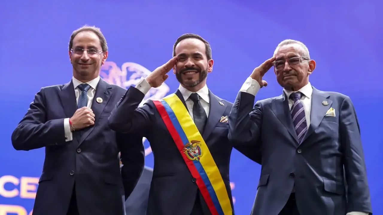 Abelardo de la Espriella se posesionó como presidente en la Arena de la Universidad Santiago de Cali