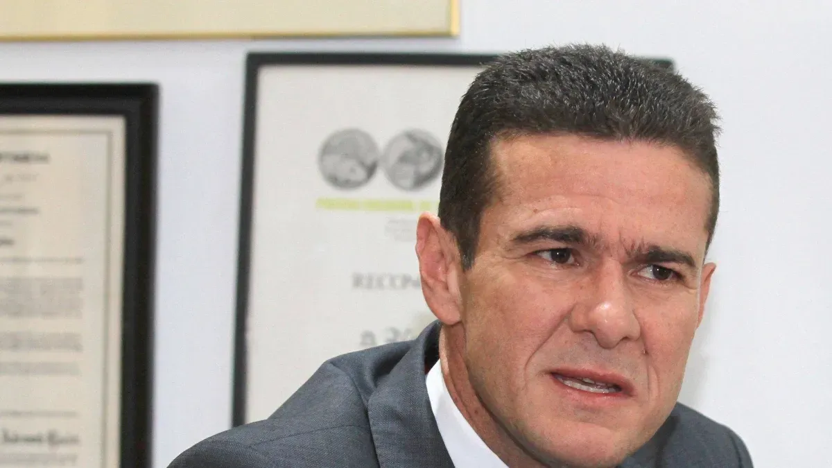 Comisión de Acusaciones denuncia que 2.450 procesos están congelados por falta de giros del Gobierno