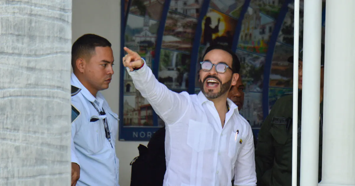 Equipo de empalme de Abelardo de la Espriella presenta cuatro denuncias por presuntas irregularidades en contratos del Gobierno Petro